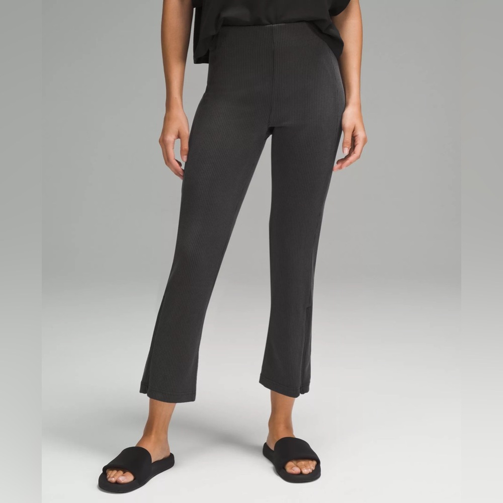 Lululemon Ribbed Softstreme Zip-Leg High-Rise Crop 25" size 4